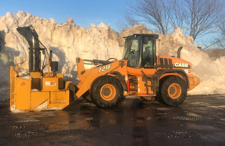 Entrepreneur en déneigement industriel et commercial dans le secteur de Fabreville à Laval